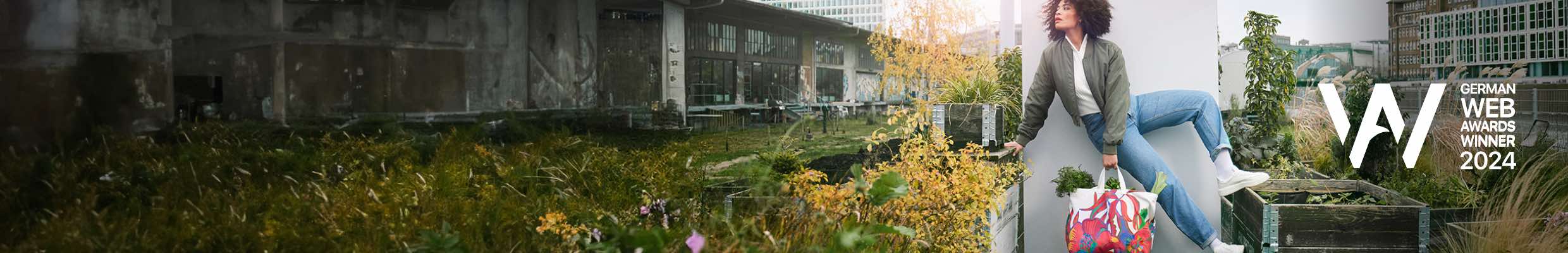 Kampagne für 17Ziele. Entwicklung einer limitierten Fashion Kollektion mit Designer Dawid Tomaszewski, Foto- und Videoshooting, Pre- und Postproduktion, Entwicklung von Social-Media-Assets, 18/1 und City-Light-Postern, Webdesign und Postkarten. Auszeichnung: German Web Award Winner 2024. Bild: Eine junge Frau in Bomberjacke und Jeans hält einen bunt gemusterten Shopper und posiert dynamisch an einer weißen Wand vor urbanem Hintergrund mit Pflanzen. Text: TRAG ES IN DIE WELT.