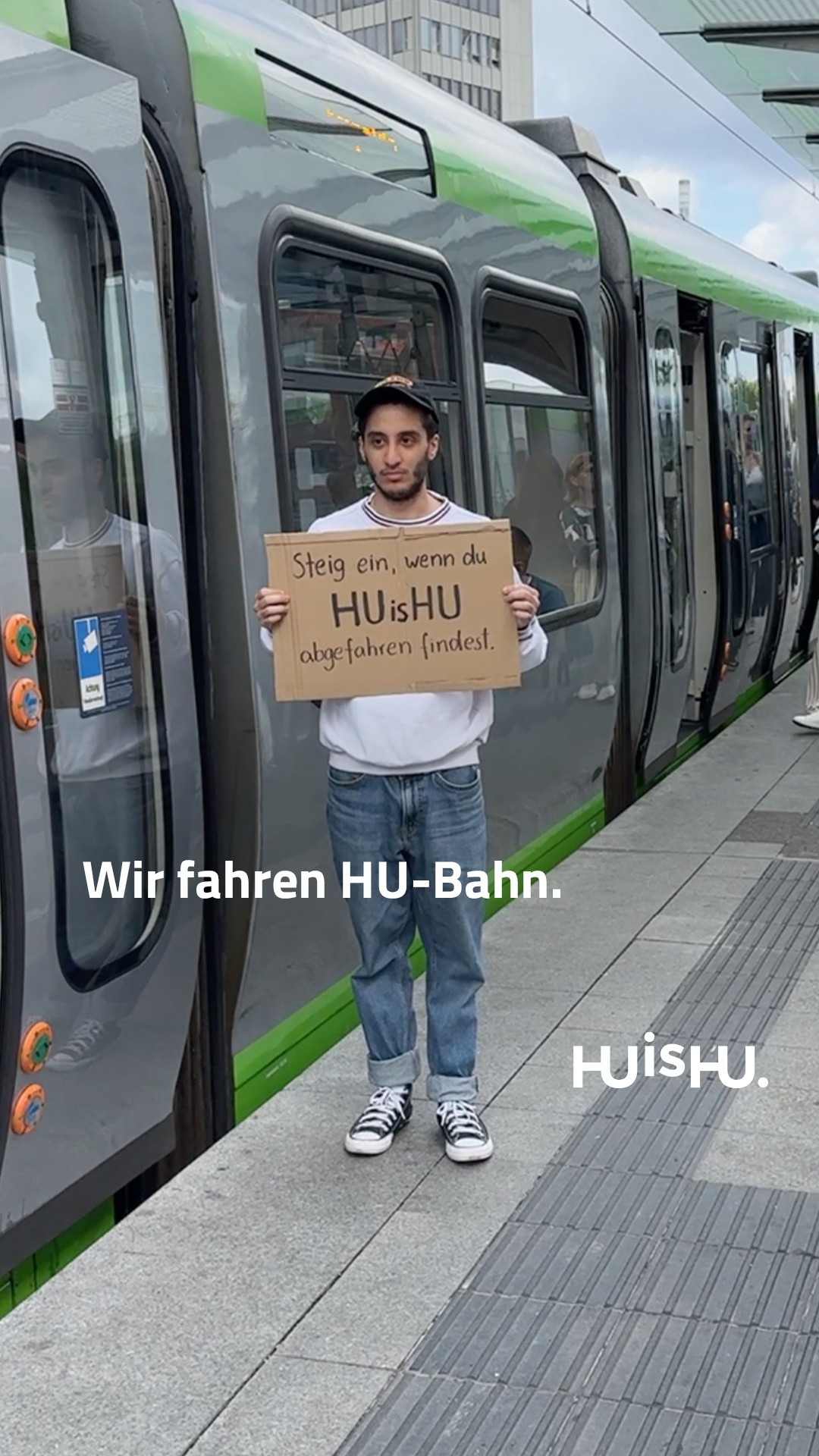 Jetzt werden wir schon wieder ganz verlegen wegen euch. 🥰
#huishu #thisishu #agenturleben #agentur #huisinhannover #öffis #huloveshu #abgefahren